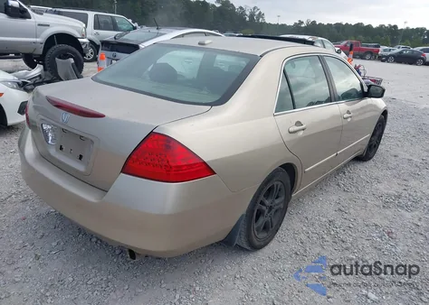 2007 Honda Accord 2.4 Ex z USA, uszkodzony, nr VIN 1HGCM56827A018260